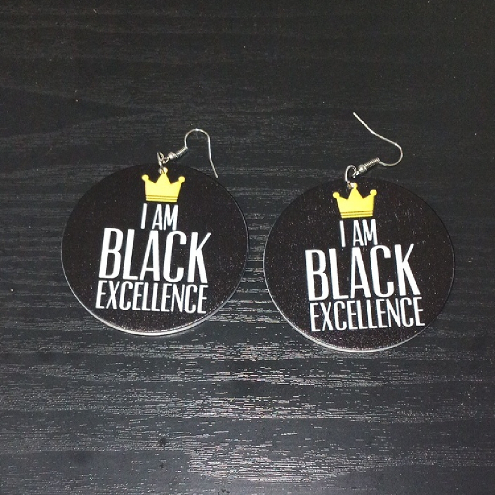 I'm Black Excellence Round Decorative Accent (Black)‎